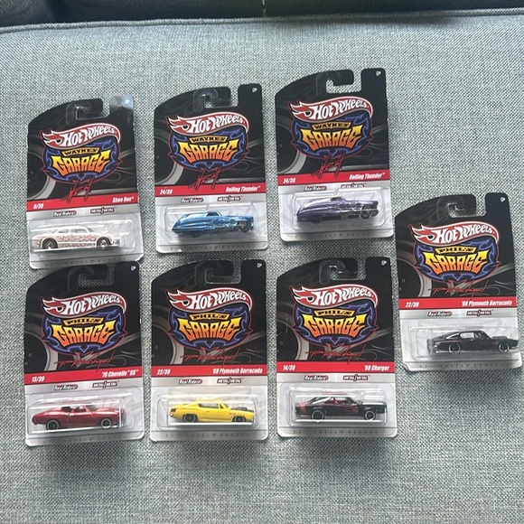2009 Hot wheels lot of seven cars includes three Wayne’s  and four Phil’s Garage - Picture 1 of 15